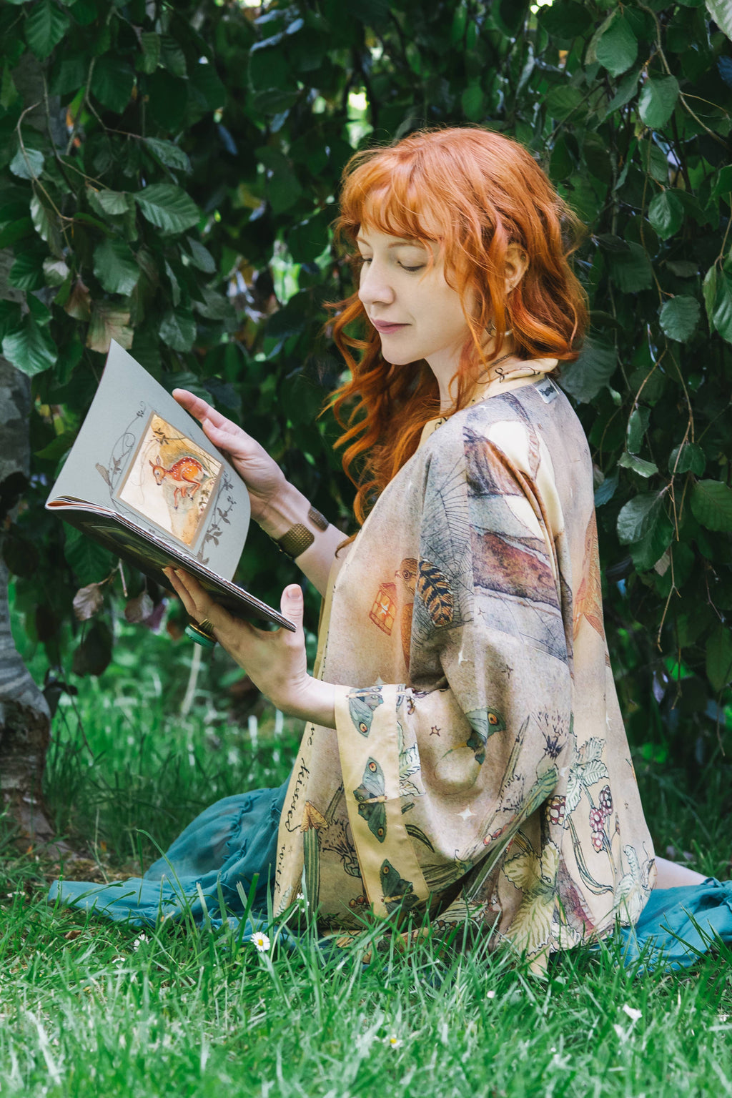Lovelight Pixie Cropped Kimono w/ woodland swallow & stars