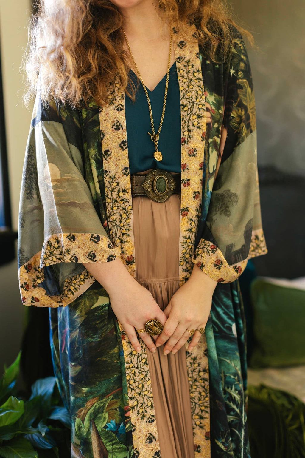 Bella Notte Opera Duster Kimono Robe w/Rabbit & Moon
