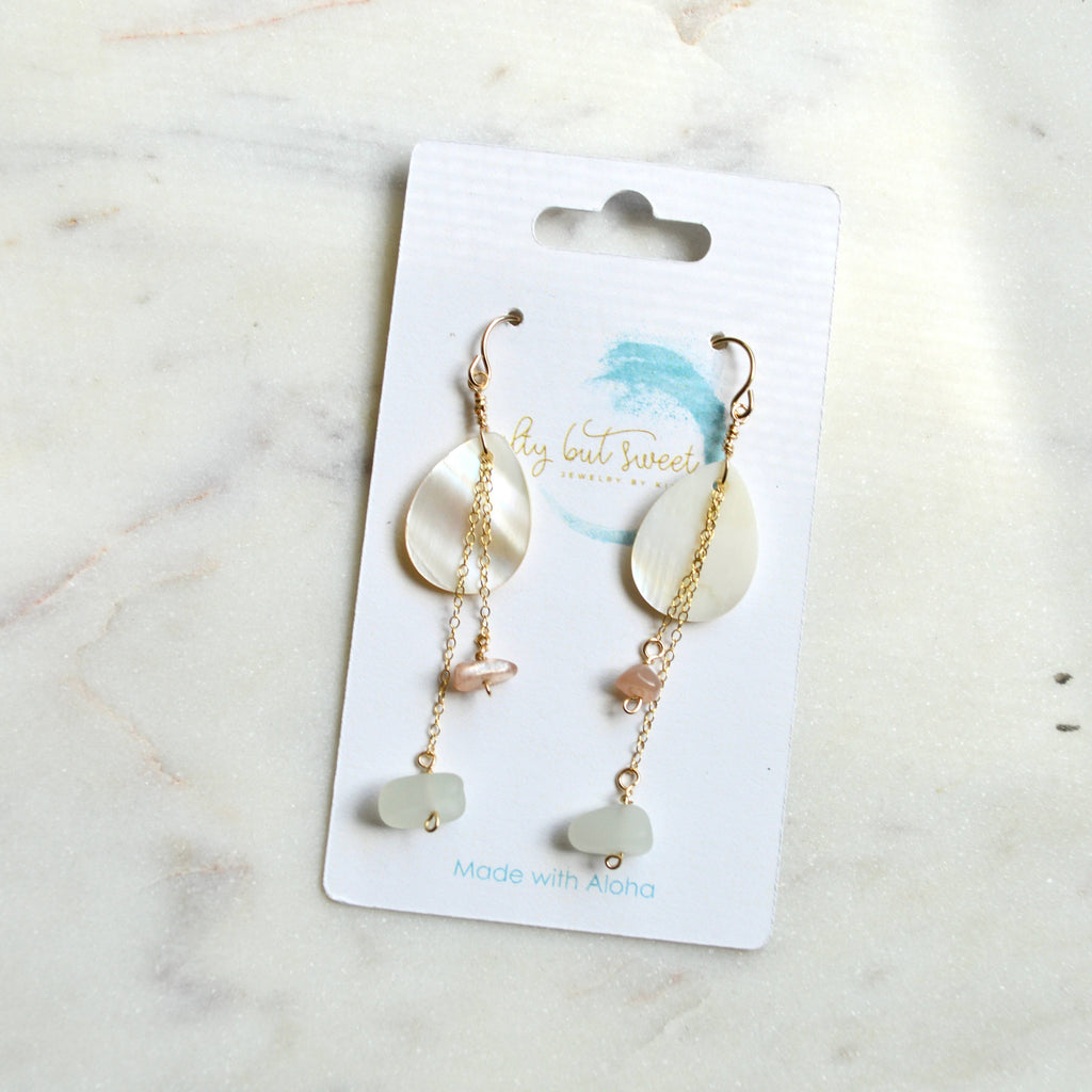 Mother of Pearl & Moonstone Teardrop