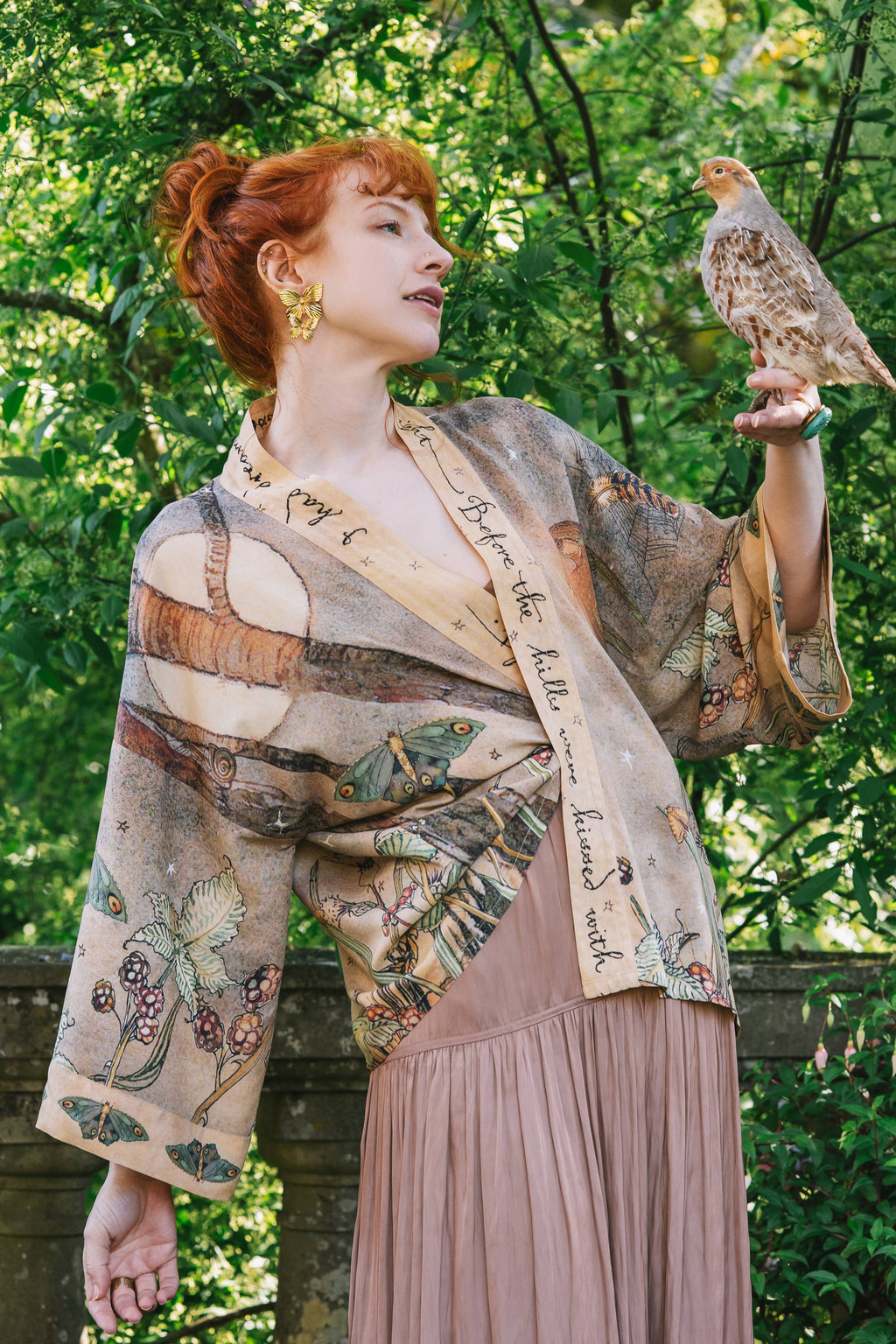 Lovelight Pixie Cropped Kimono w/ woodland swallow & stars