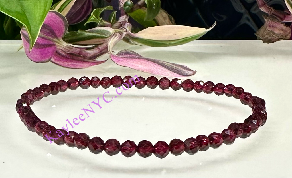 Faceted Natural Garnet Crystal Healing Stretch Bracelet