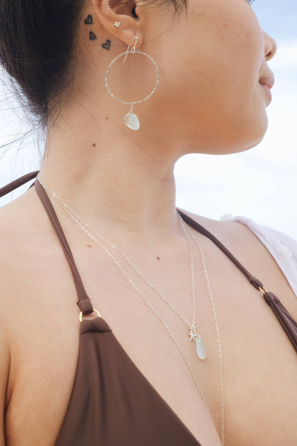Tiny Frosted Glass & Starfish Necklace Silver