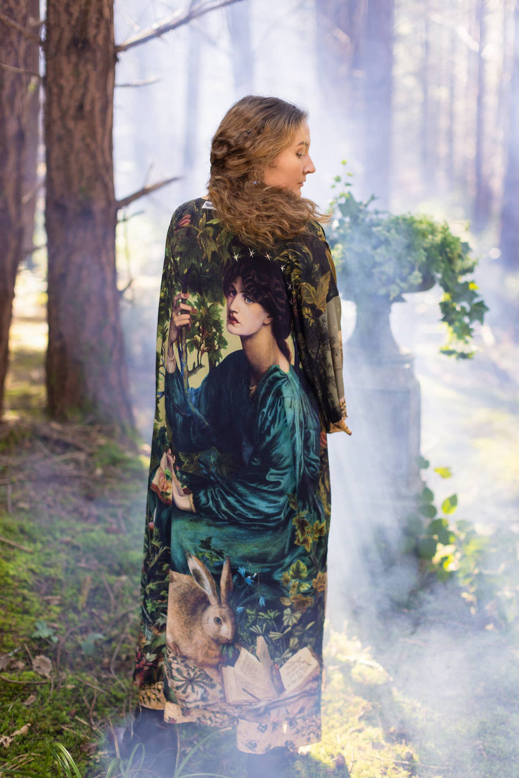 Bella Notte Opera Duster Kimono Robe w/Rabbit & Moon