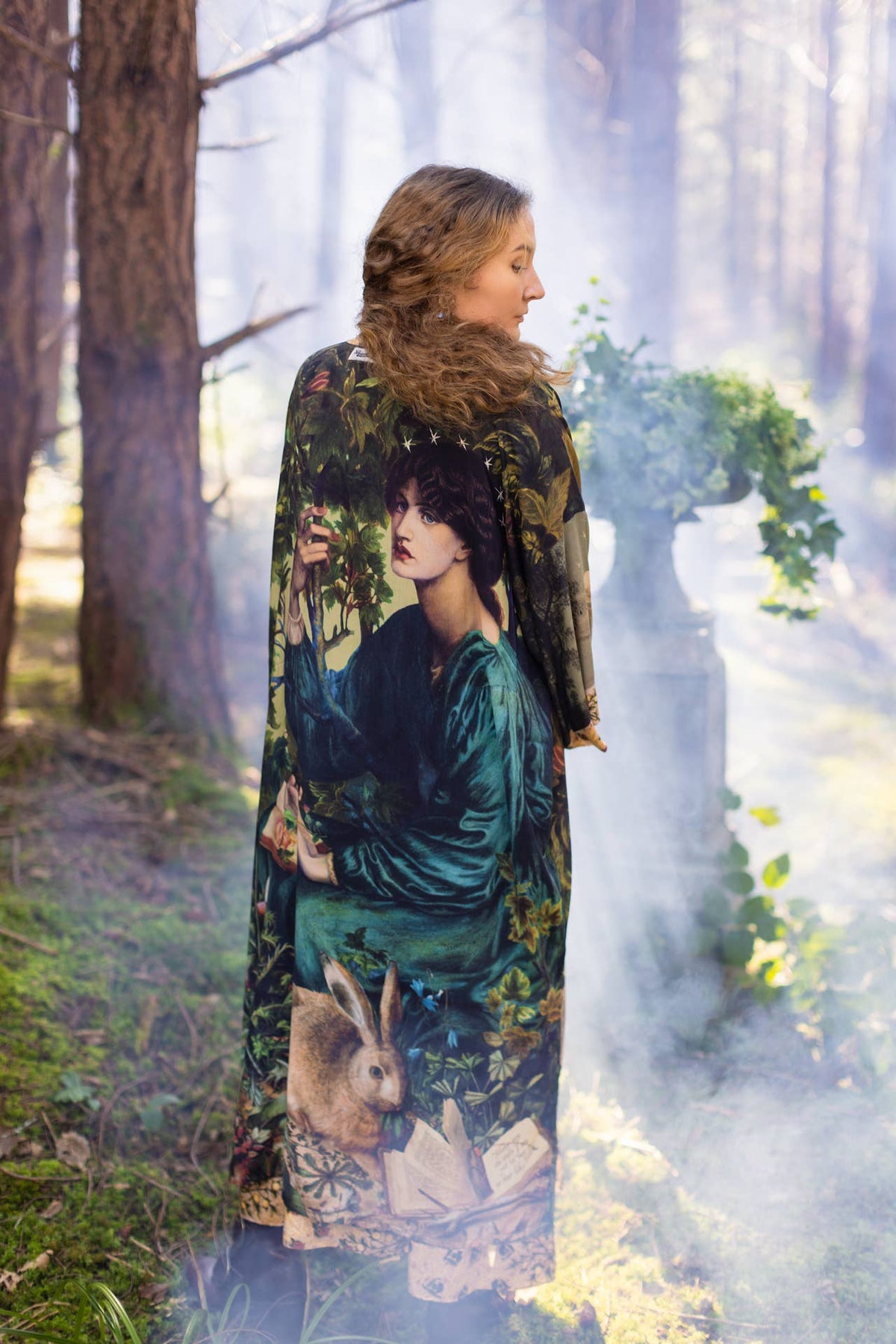 Bella Notte Opera Duster Kimono Robe w/Rabbit & Moon